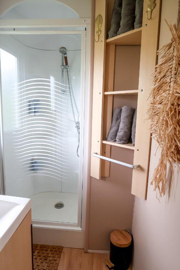 Mini-Glamping En Auvergne Villa Sainte-Christine  Dış mekan fotoğraf