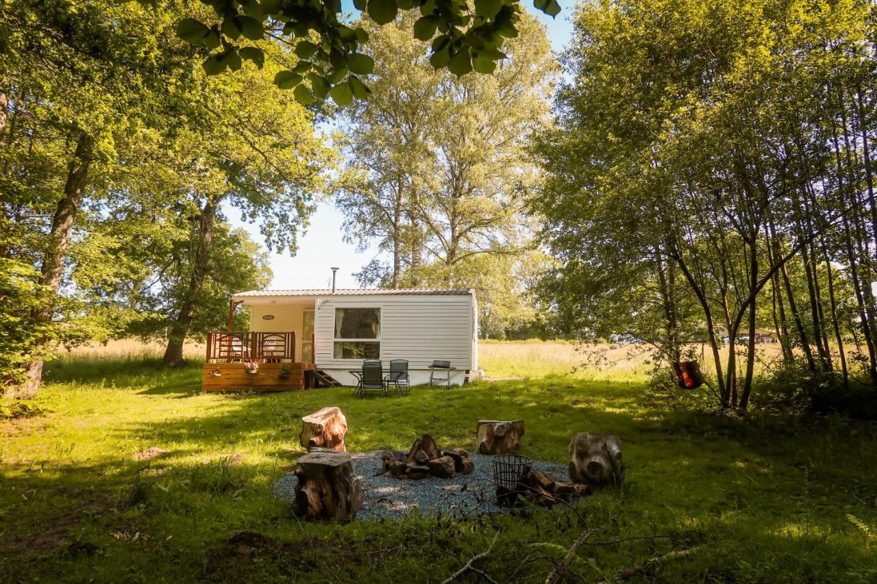 Mini-Glamping En Auvergne Villa Sainte-Christine  Dış mekan fotoğraf